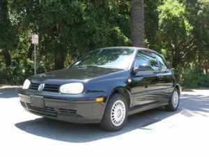 Selling 2000 VW Cabriolet - $4500 1