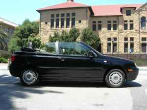 Selling 2000 VW Cabriolet - $4500 2