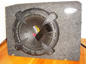 Soundstream xta 180.2 + Sub Zero Subwoofer box - $40 2