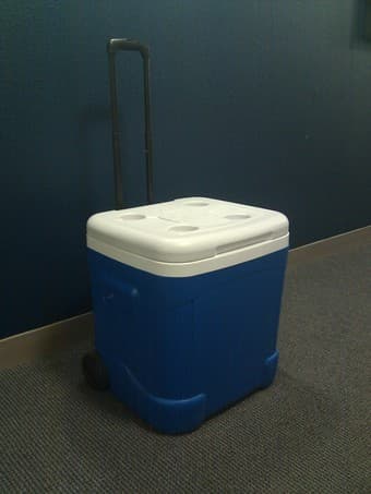 Igloo 60 quarts cooler for sale or exchange 1