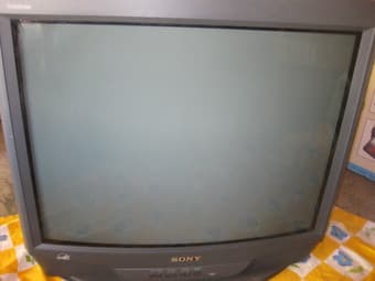 Sony 27" Flat Screen Trinitron TV - $35 1