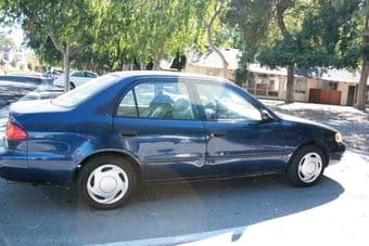 Toyota Corolla CE 1998 3