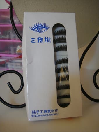 False Lashes, 75cents for box of 10!! 1