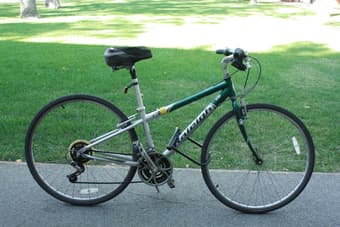 Raleigh bike with U-lock $70 Has to go today! 1