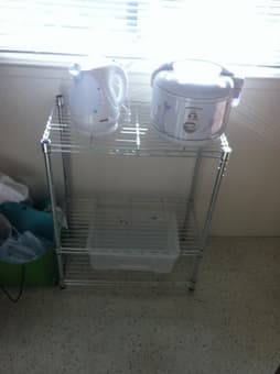 moving sale (TV, chair, ottoman, kettle, rice cooker) 2