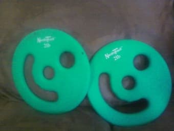 2 pound hand weights $5 1