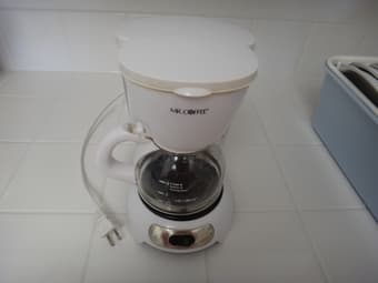 Mr.coffee TF6 5-Cup Coffee maker, white - $8 (palo alto) 1