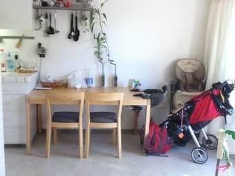 Subletting our beautiful 3BR apartment in EV 12/6 - 12/26 3