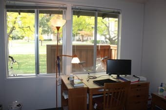 EV one bed room for rent (Dec 10- Dec 29) ($500) 1