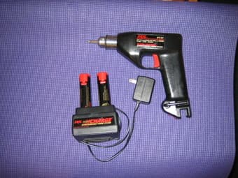 Skil Cordless drill / driver -- $5 1