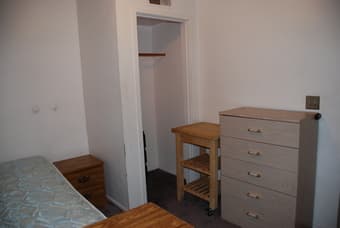 A nice single room - one year contract 1