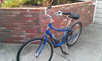 Bike for sale $260 includes U lock and seat lock! 2