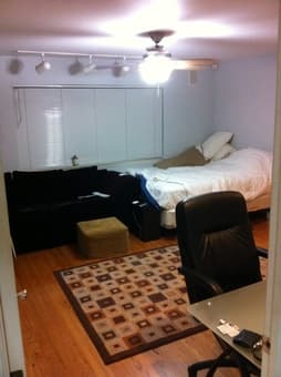 Midtown Palo Alto Available 4 Feb through 30 March $3100 all inclusive 1