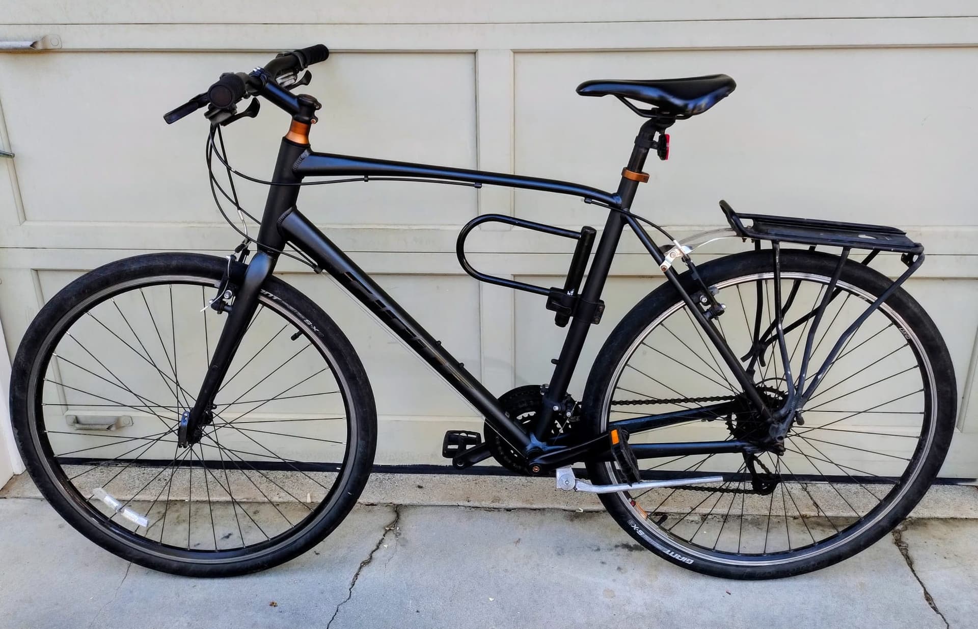 giant escape 3 hybrid bicycle 2022 Fitness Bike (Size Small) South Tampa Co With its lightweight ALUXX aluminum frame Disc Brakes Giant Hybrid Bicycle